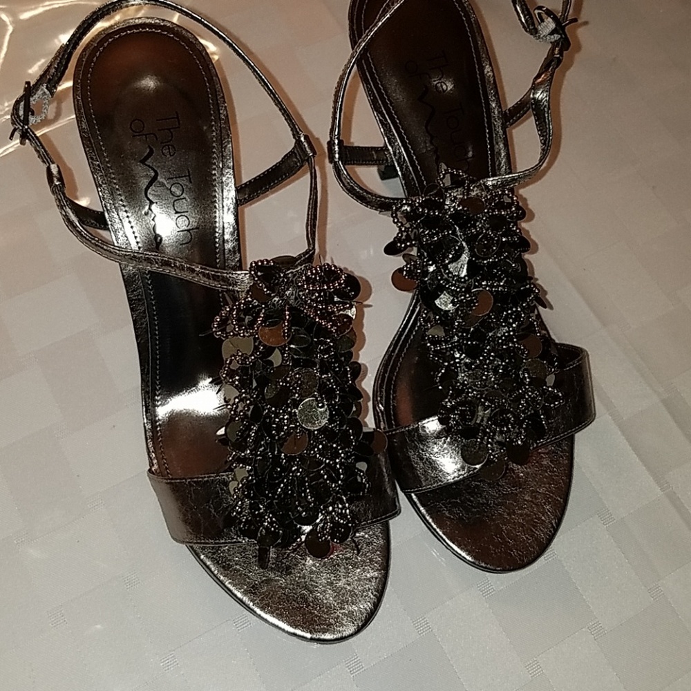 Bronze strappy heel